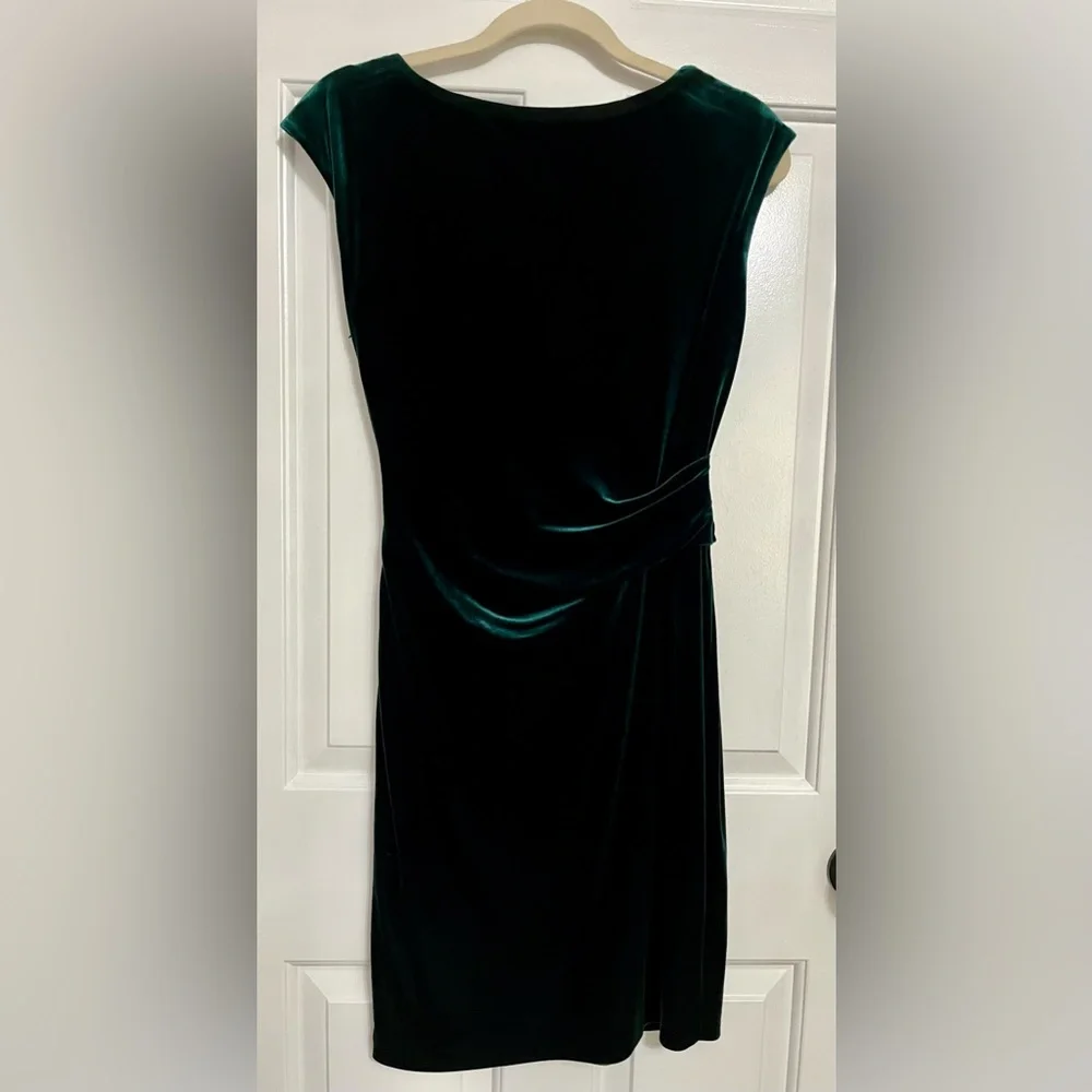 Jessica Howard Deep Green Velvet Mini Dress - Picture 5 of 5